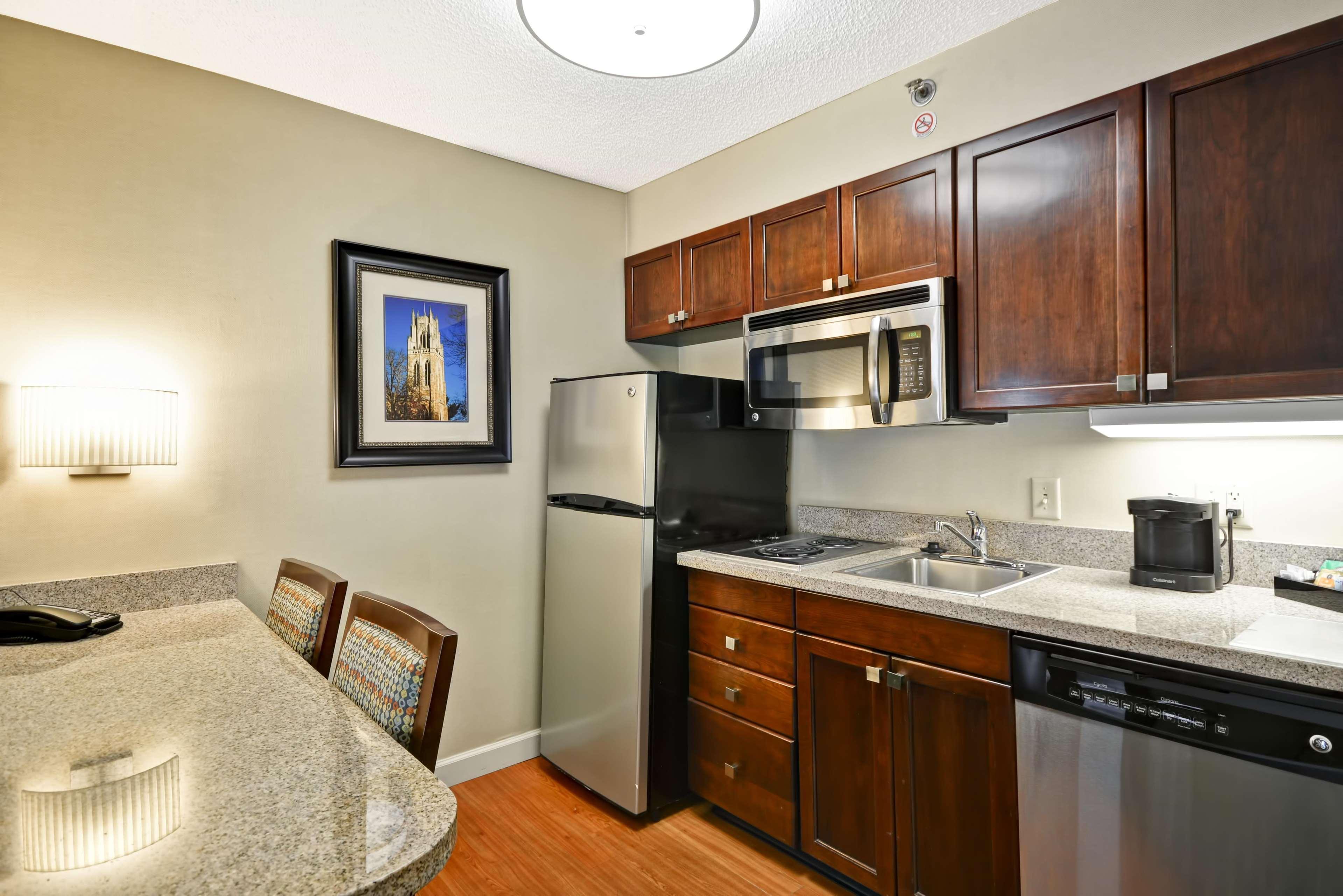 Homewood Suites Durham-Chapel Hill I-40 Buitenkant foto